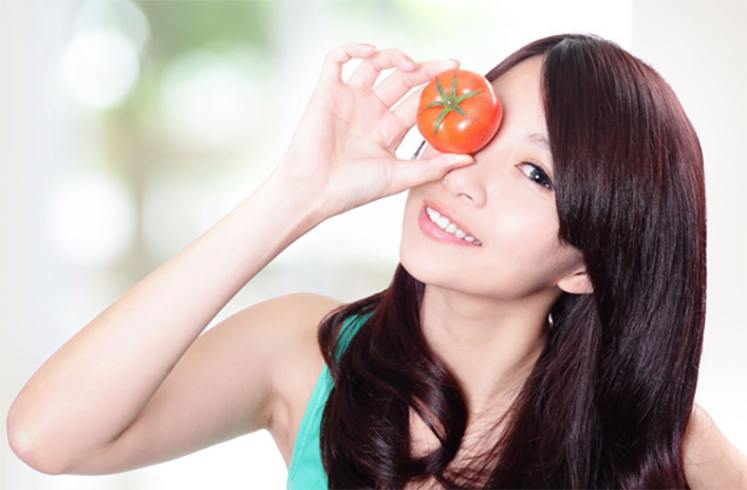 فوائد الطماطم للشعر الجاف