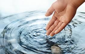 Characteristics of pure water and natural water