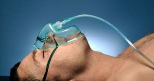 ما هي الحالات التي تستدعي العلاج بالأكسجين وما هو أنواع العلاج بالأكسجين؟
